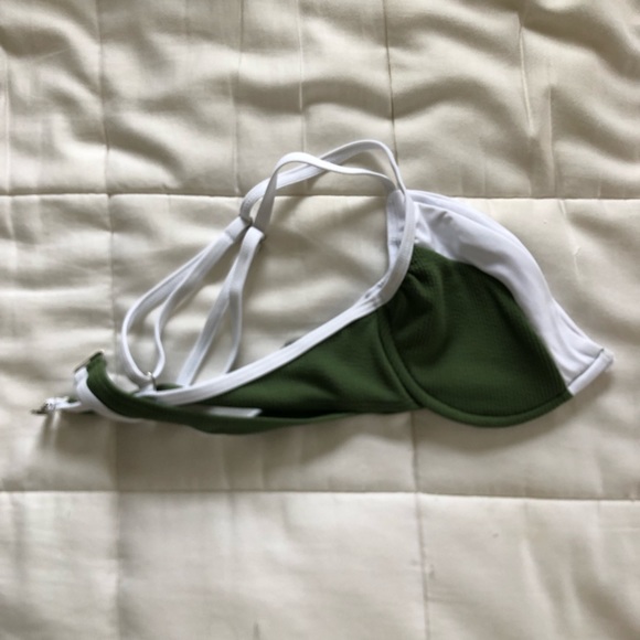 Underwire Color Block Ribbed Bikini Set - Picture 4 of 6